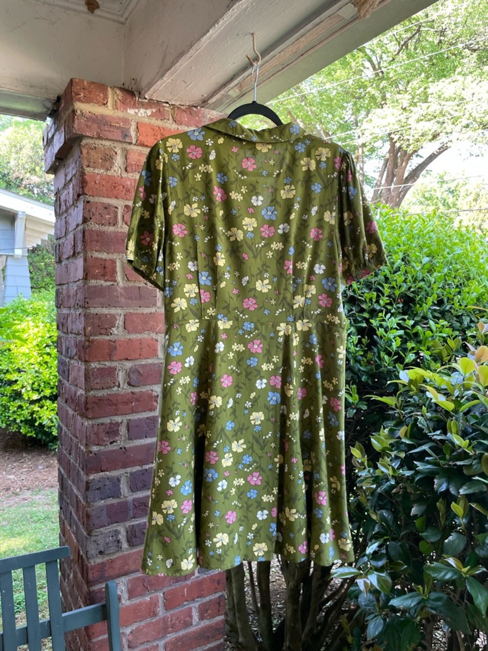 Green Floral Short Sleeve Shirt Dress by Princess Highway. - Picture 2 of 11